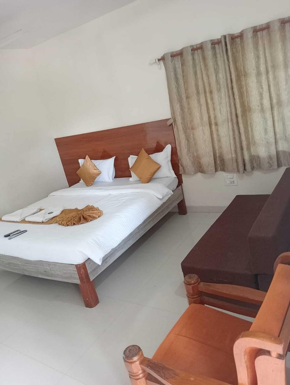 Deluxe Double Room | Free WiFi