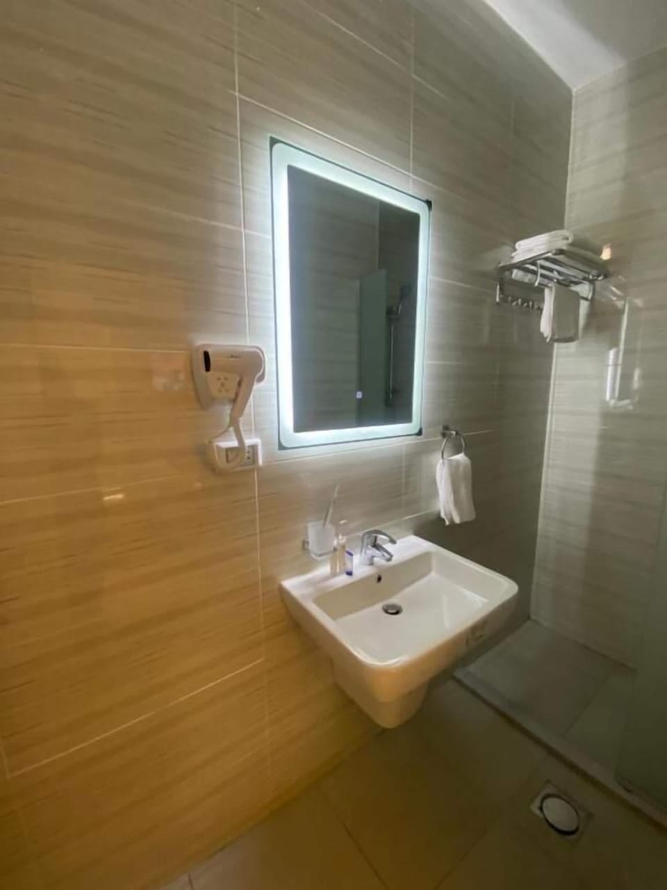 Double Room, Garden View | Bathroom | Combined shower/tub, hair dryer, towels, soap