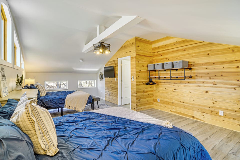 Cumberland Lake Retreat: Furnished Deck & Grill! Cottage in Lake Cumberland