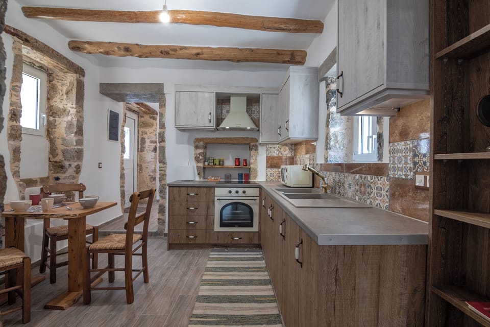Family House, Balcony, Sea View | Private kitchen | Electric kettle, toaster