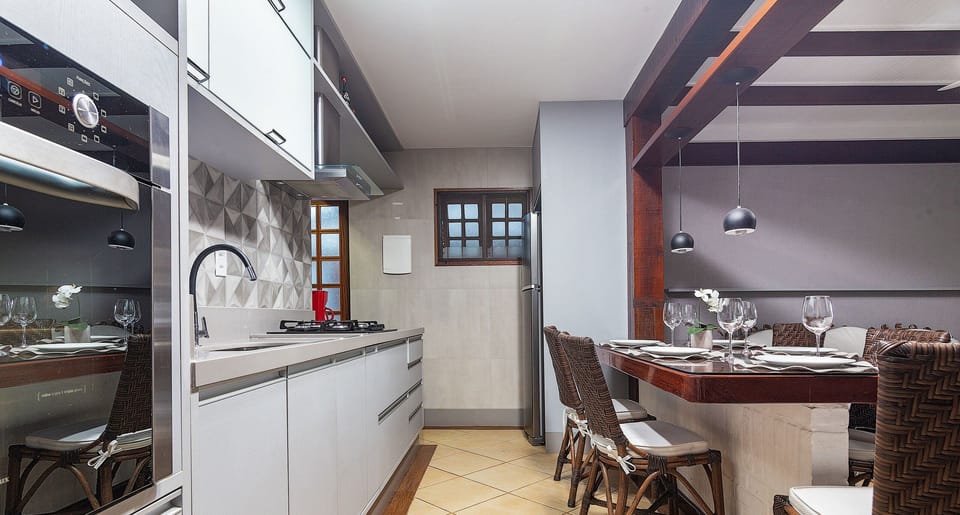 House, 3 Bedrooms, Air conditioning | Private kitchen | Fridge, microwave, blender, cookware/dishes/utensils