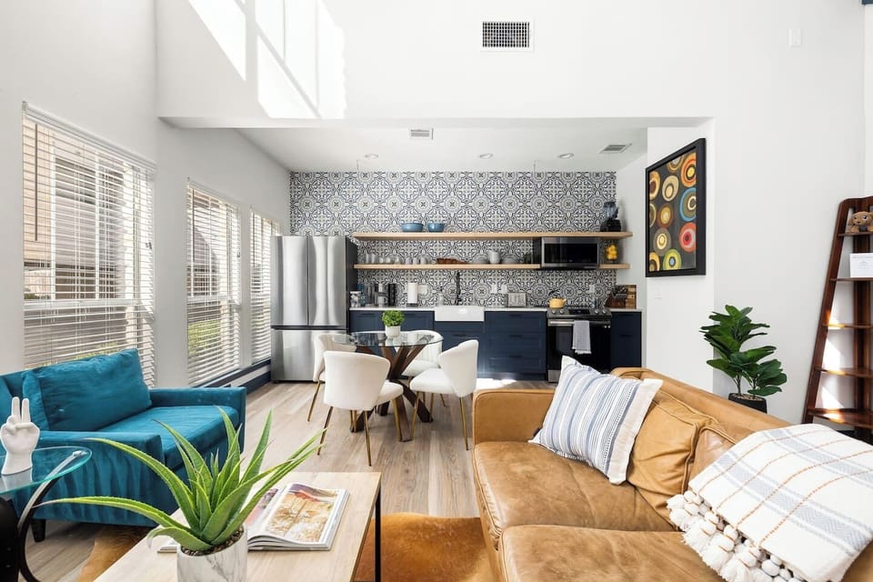 Quickly jump up from the couch into the kitchen to grab a bite or beverage.