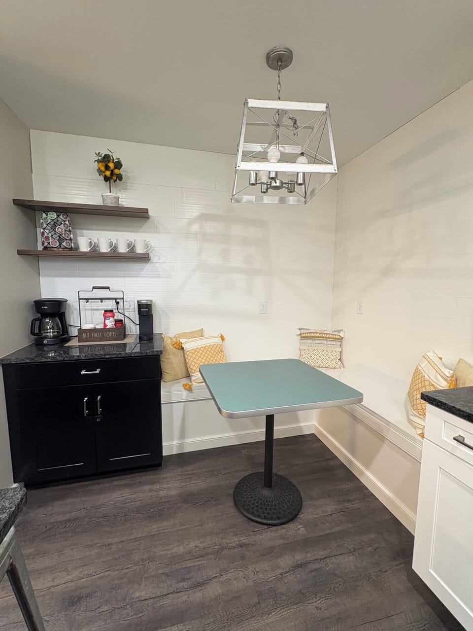 Breakfast nook