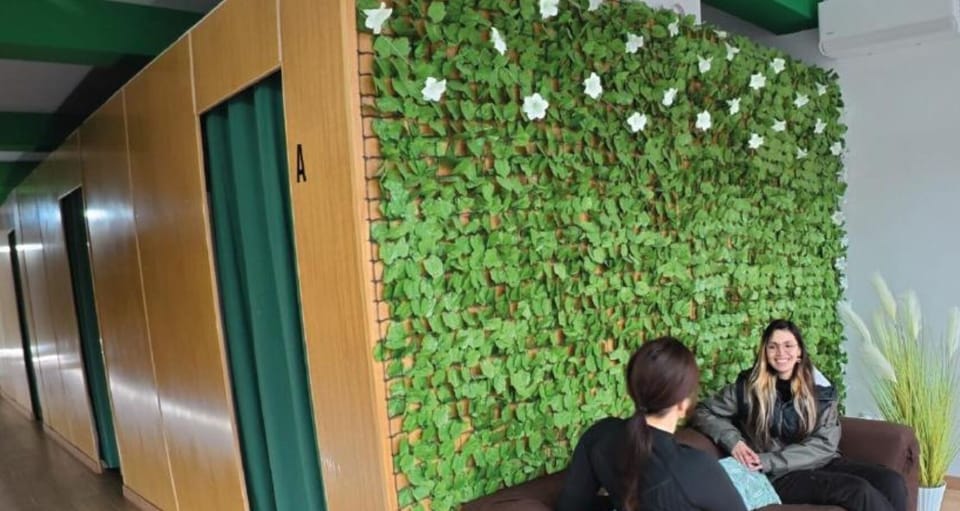 Basic Shared Dormitory | Iron/ironing board, free WiFi