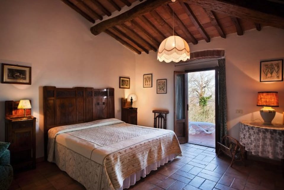 Apartment, 1 Bedroom, Non Smoking, Pool View (Anna) | Premium bedding, down comforters, individually decorated