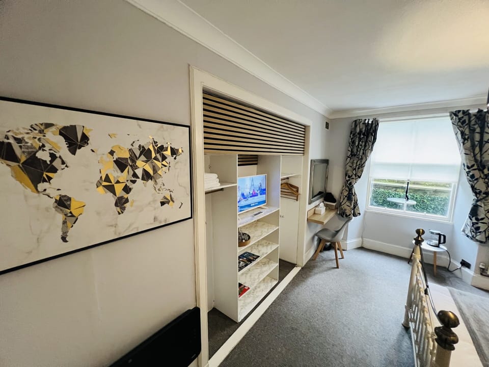 Deluxe Suite, Ensuite