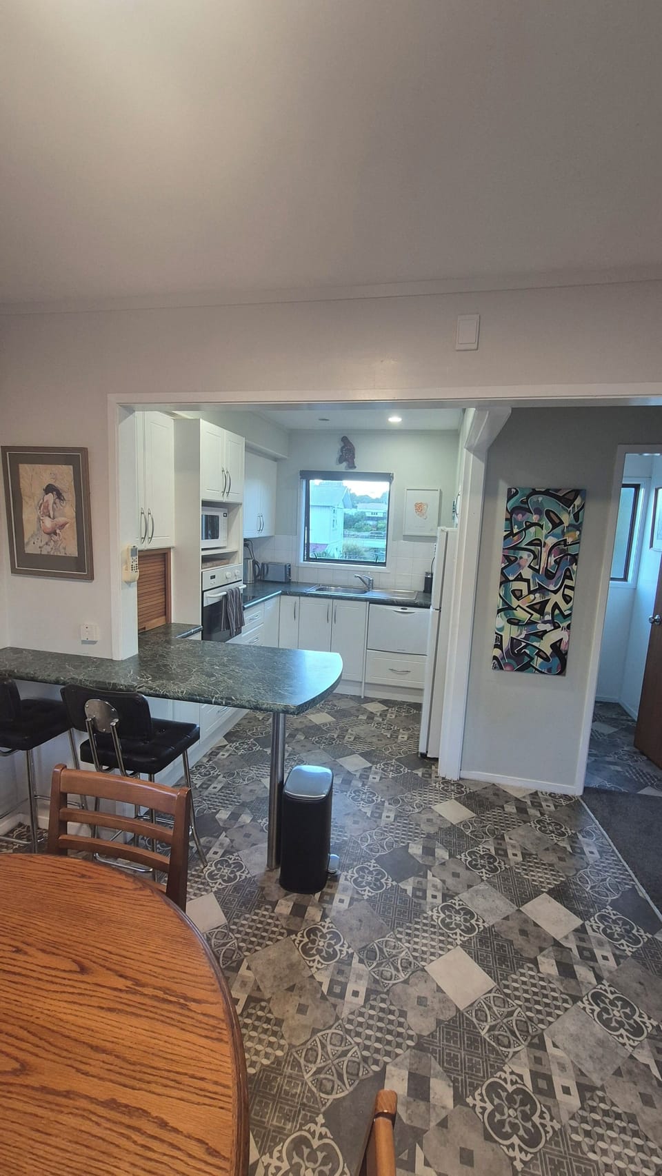 Dining & Kitchen 
