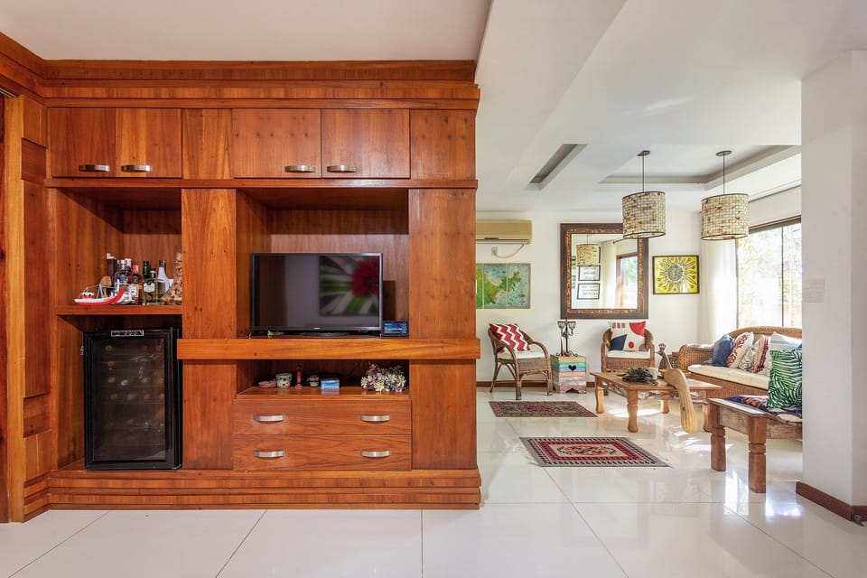 Communal lounge / TV room,Living Room,Dining area