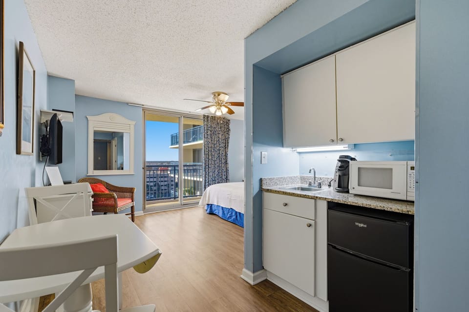 2nd master suite with kitchenette and private separate balcony!