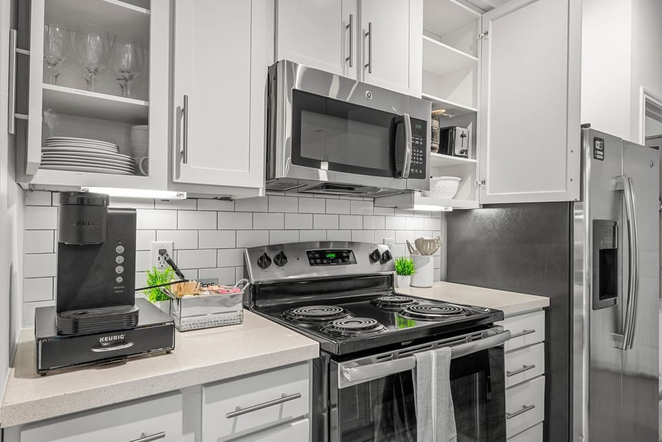 Fully equipped kitchen with a generous island