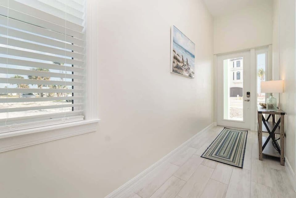 Large open foyer when you enter leads you to the elevator and stairs