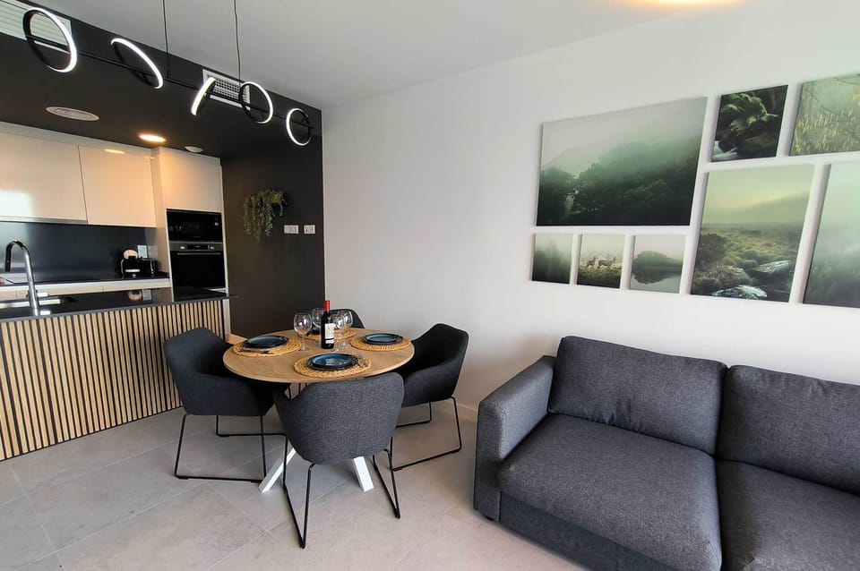 Kitchen or kitchenette,Living room,Dining area