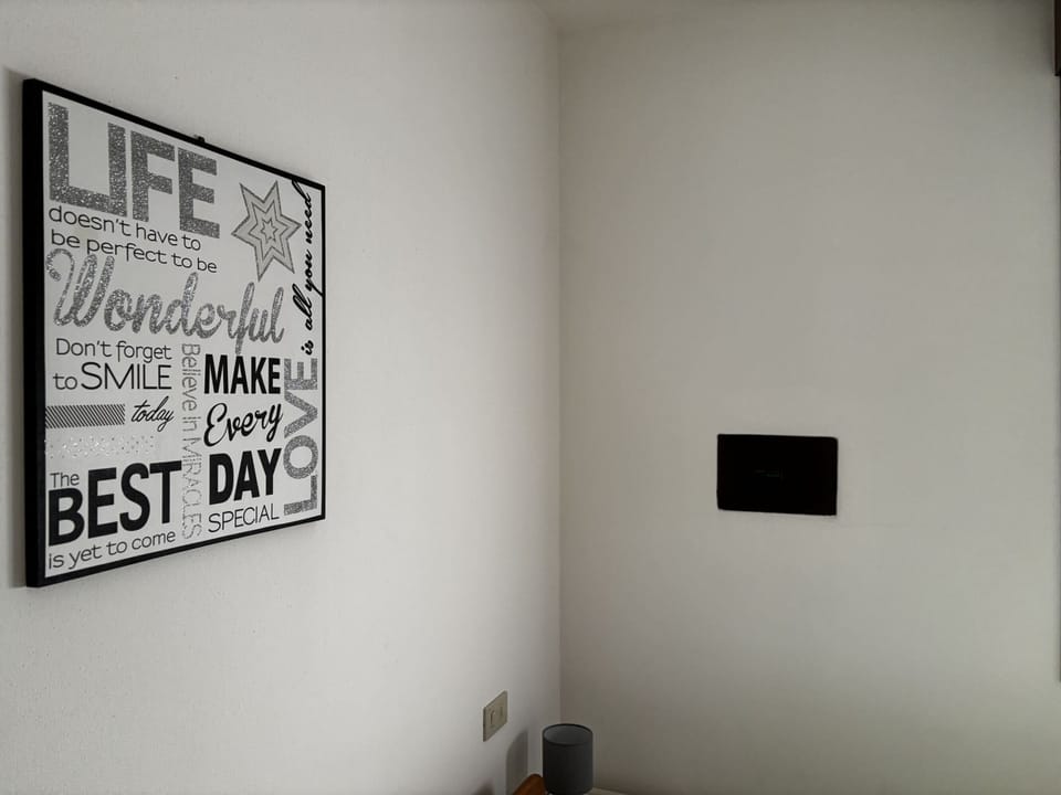 Apartment, 2 Bedrooms, Balcony, Pool View | Interior detail