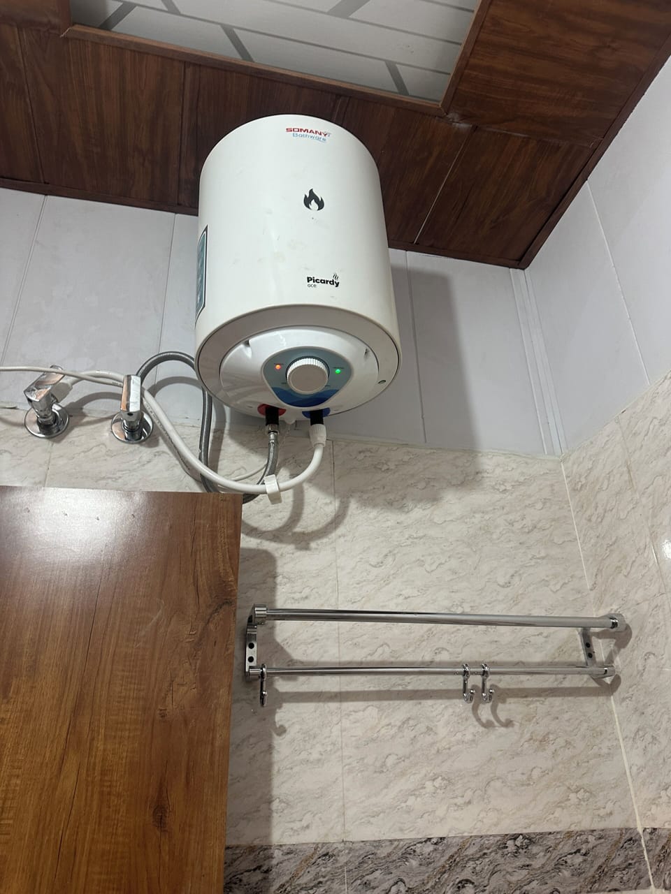 Standard Double Room | Bathroom | Shower, free toiletries, slippers, soap