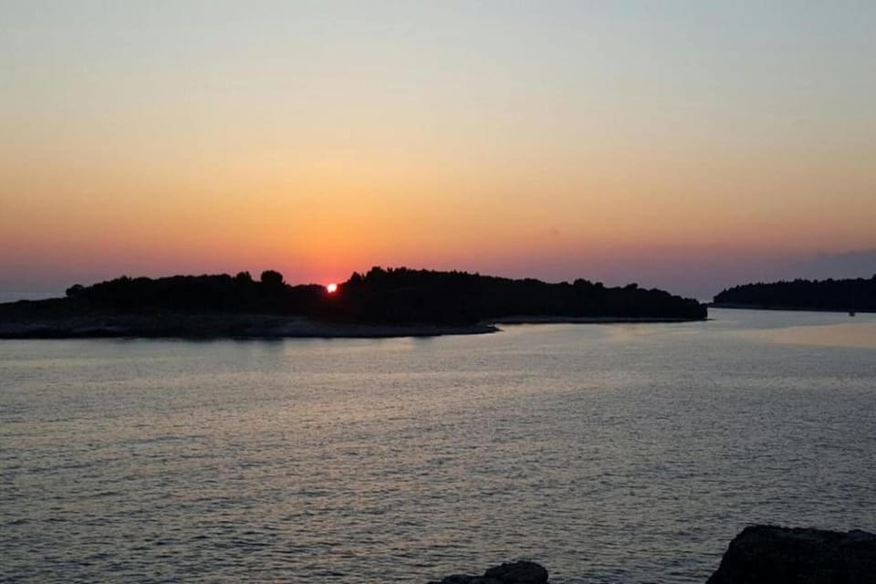 Region [summer] (>5 km)