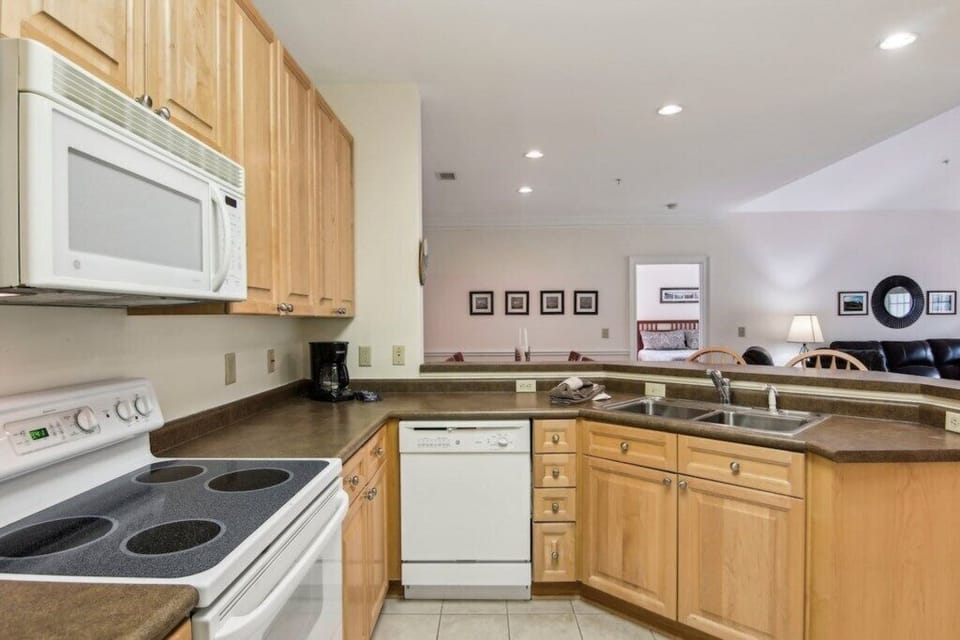 9 Kitchen