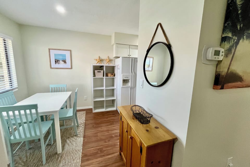 Breakfast nook
