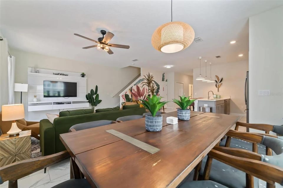 House | 5 bedrooms, Internet