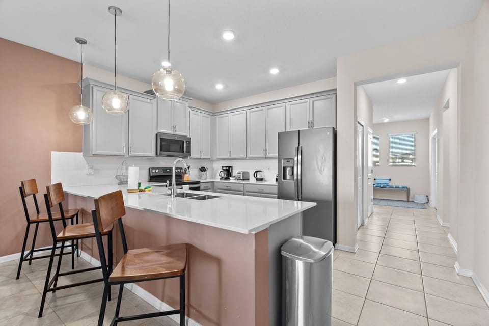 Fully-equipped kitchen