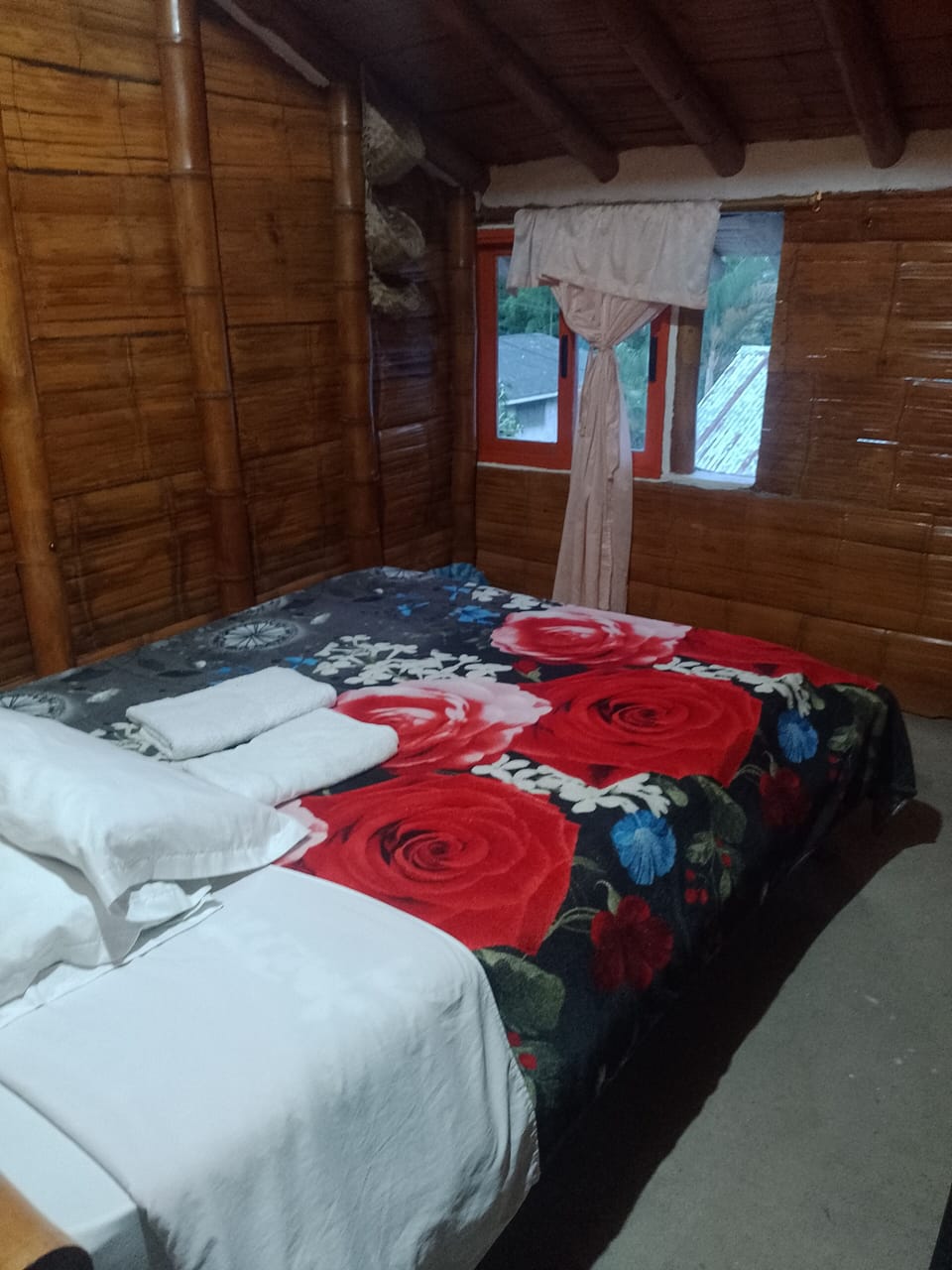 Traditional Double Room Single Use | WiFi (free)
