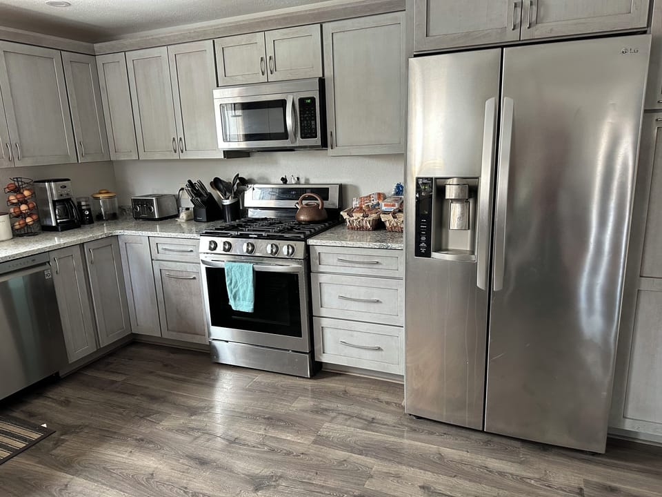 Huge, modern kitchen