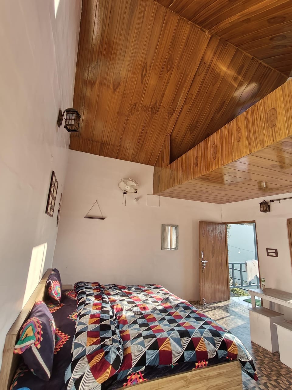 Classic Quadruple Room, Mountain View | Free WiFi