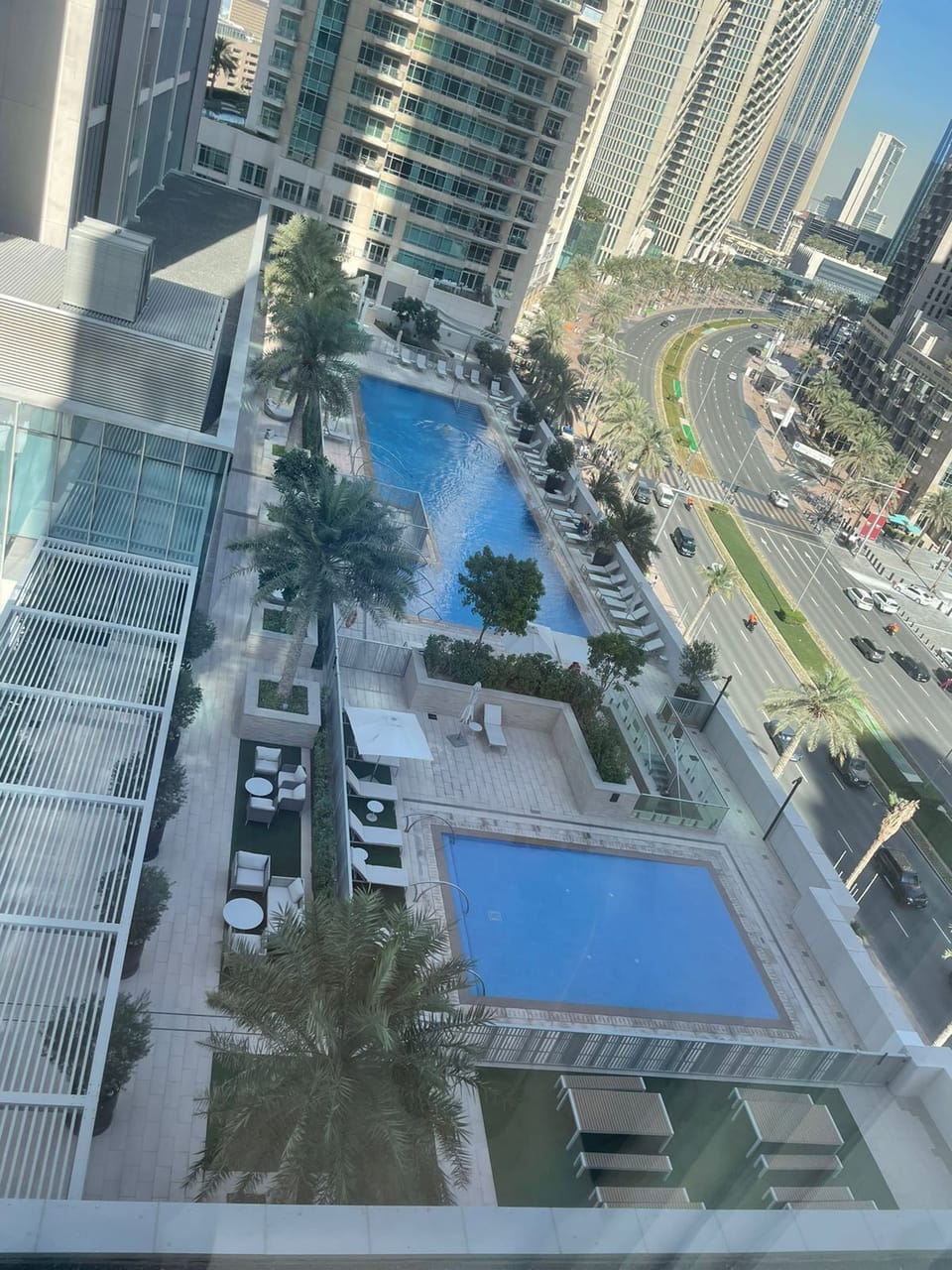 2 outdoor pools