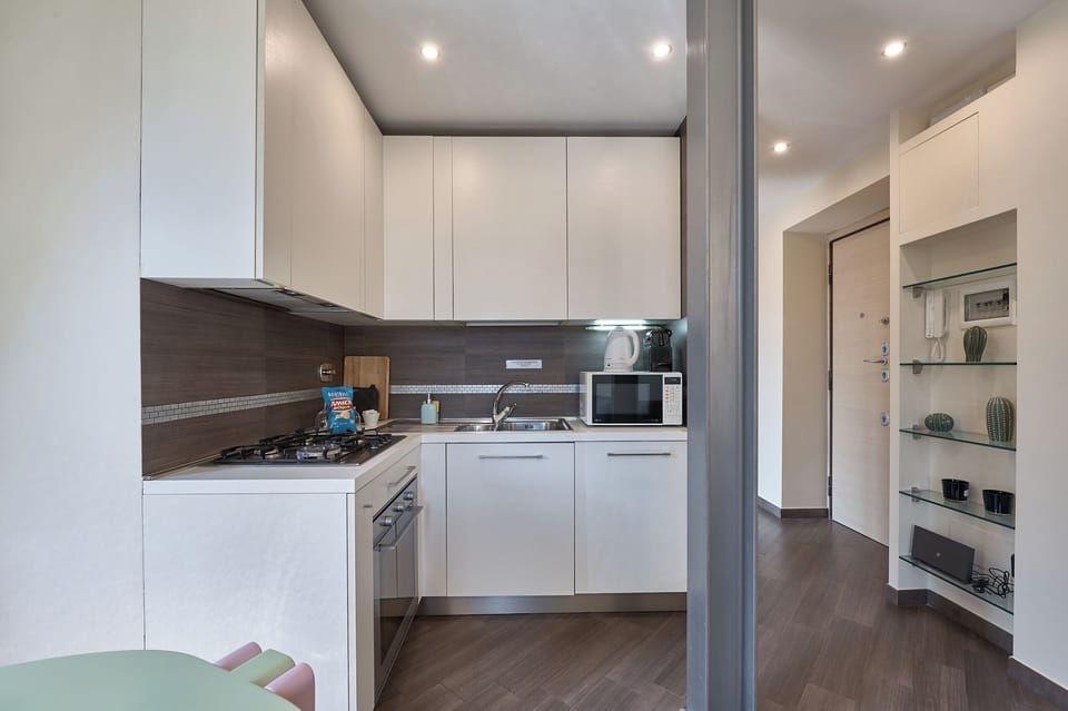 Family Duplex, City View | Private kitchen