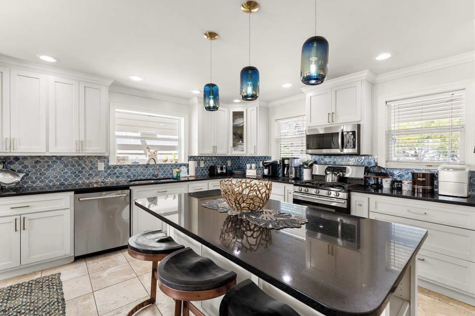 You'll love our breakfast bar with seating for 3.