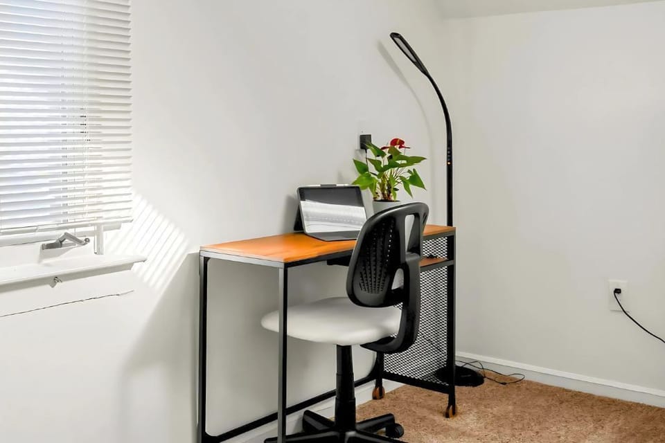 This space is perfect for those who need to work while traveling.