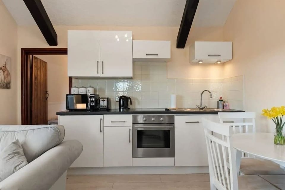 3573d2b5-c66d-499d-a8d4-f505e13743d1