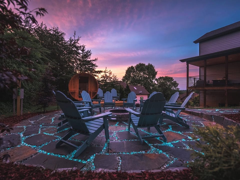 Sunsets around the firepit are next level.