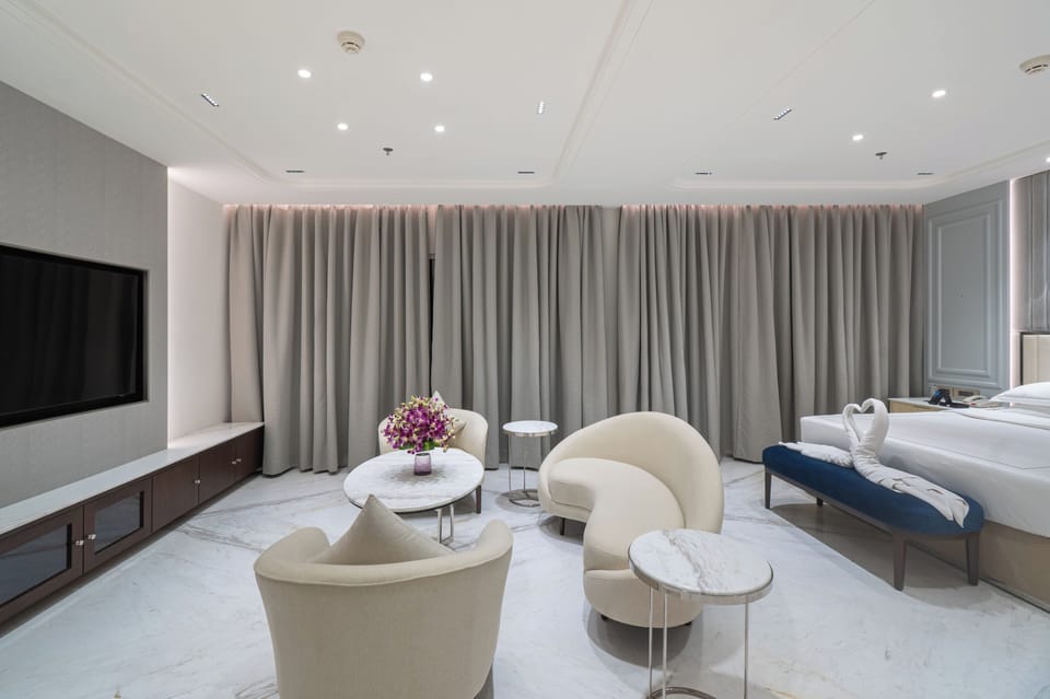 Presidential Suite | 1 bedroom, premium bedding, memory foam beds, in-room safe