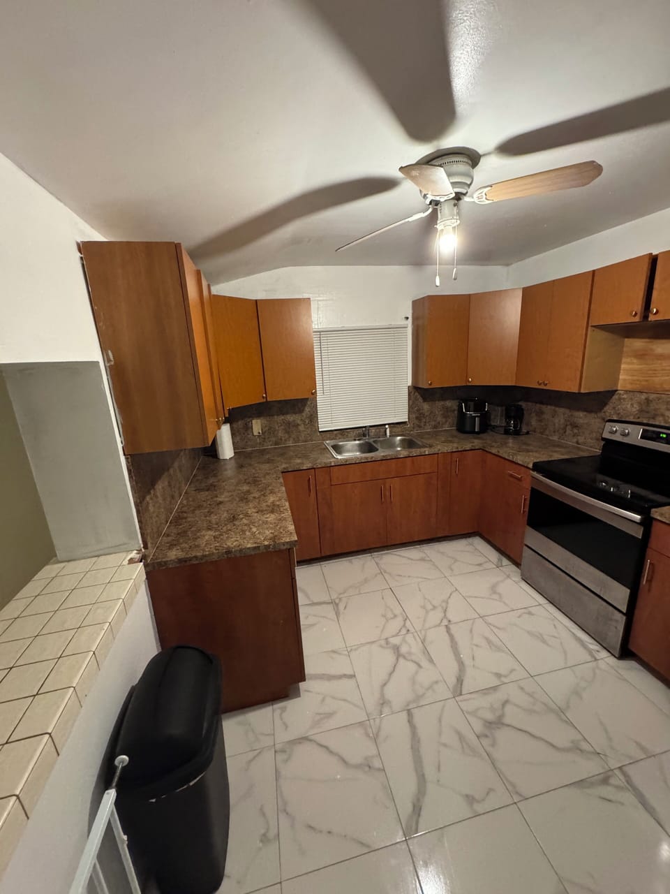 Classic Double Room, Garden View | Living area