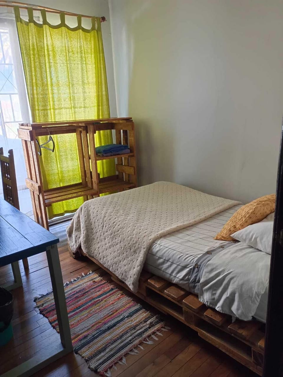 Comfort Single Room | WiFi (free)