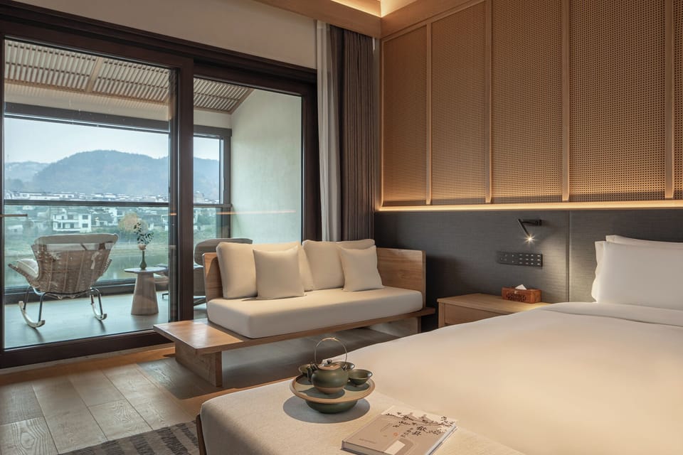 Luxury Double Room, River View | In-room safe, blackout drapes, free WiFi