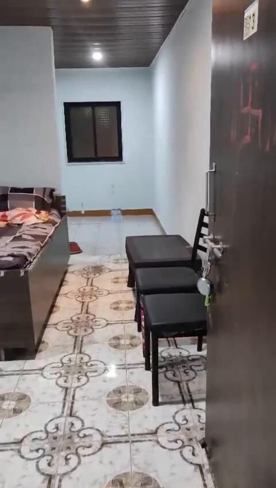 Classic Single Room, Mountain View | Laptop workspace, free WiFi