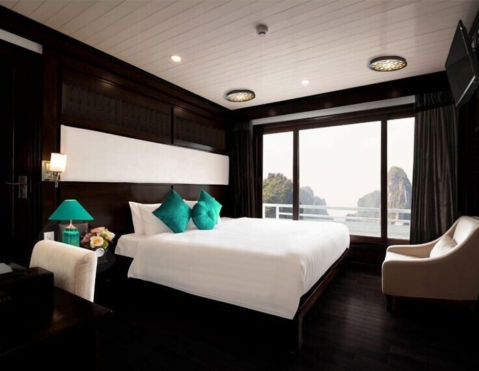 Deluxe Double Room, Sea View | Soundproofing, free WiFi