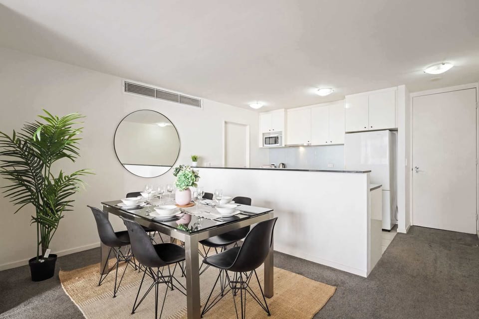 A spacious dining area.
