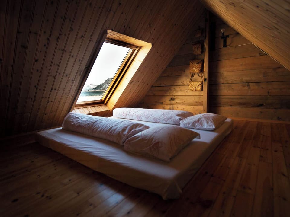 Villa Lofoten - The Farmhouse | Free WiFi, bed sheets