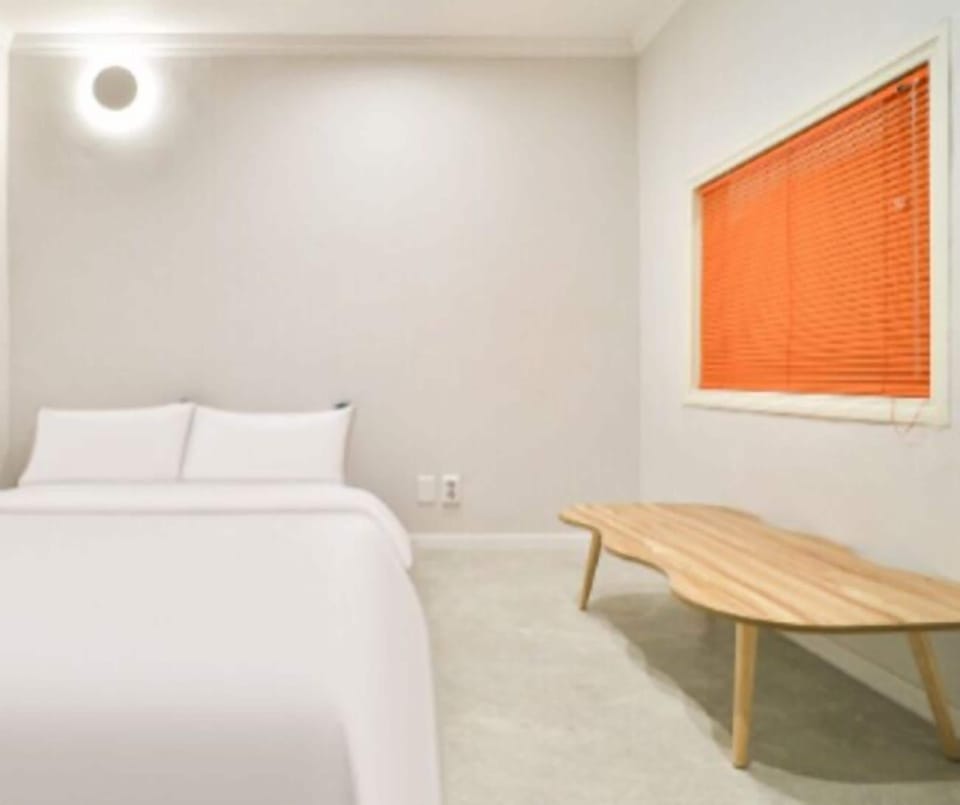 Standard Double Room | Free WiFi