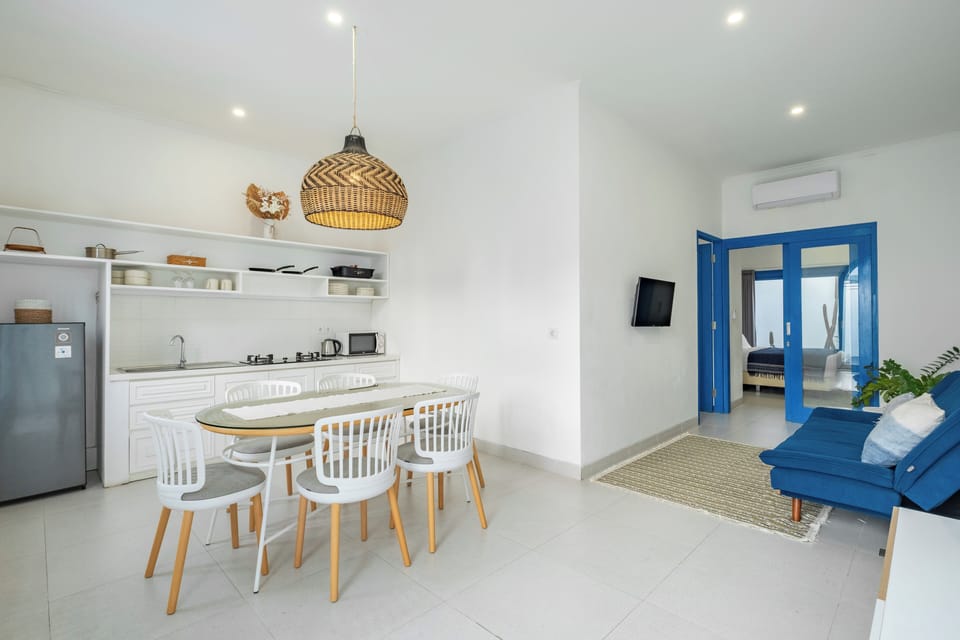 Family Villa, Pool View | 6 bedrooms, in-room safe, desk, laptop workspace
