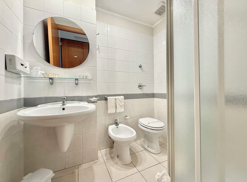 Double Room, Balcony | Bathroom | Bidet