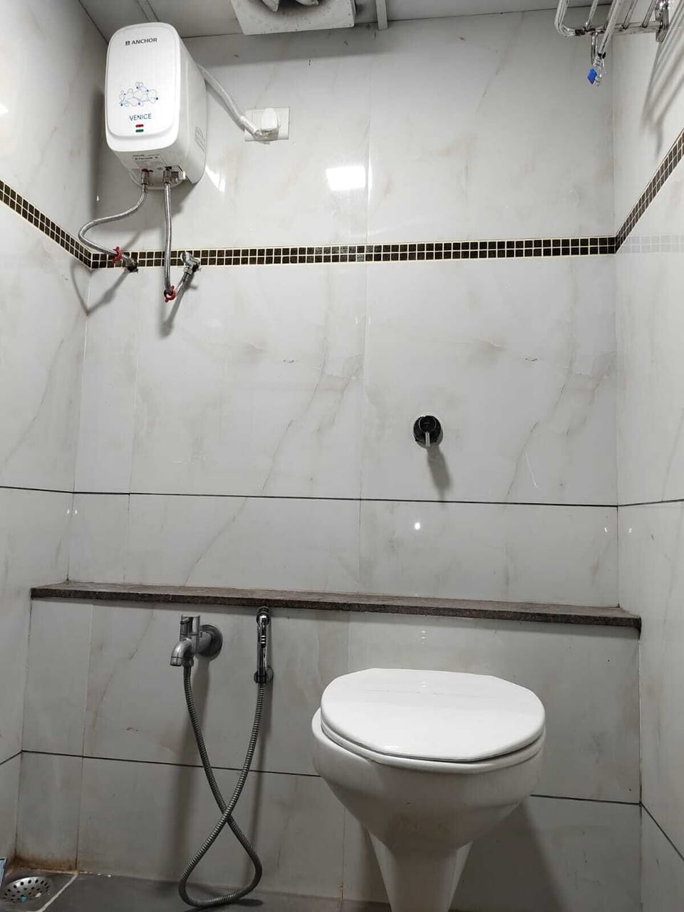 Standard Room | Bathroom | Shower, towels, soap
