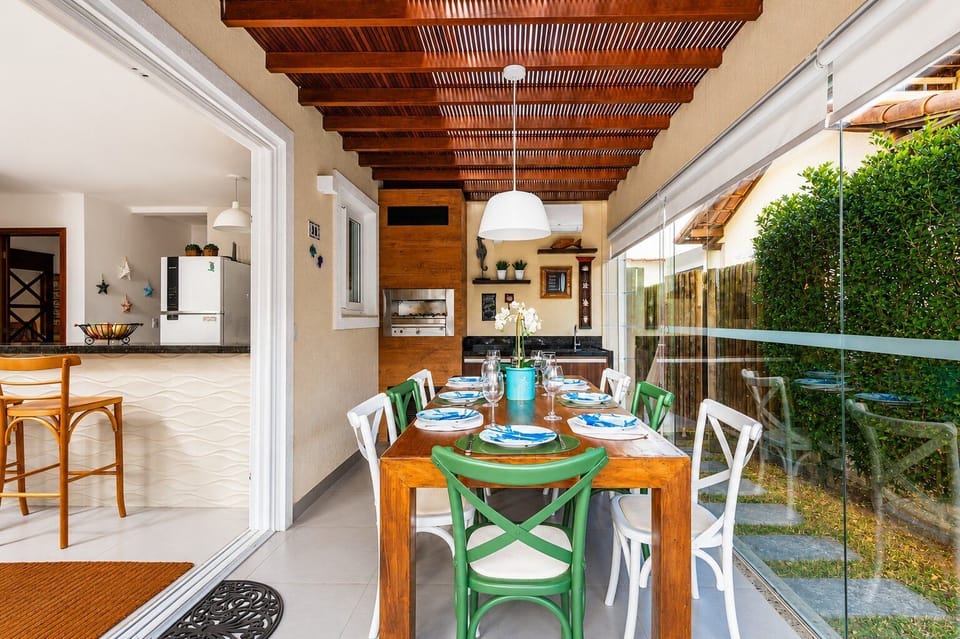 Deluxe House, 3 Bedrooms, Air conditioning, Poolside | Dining