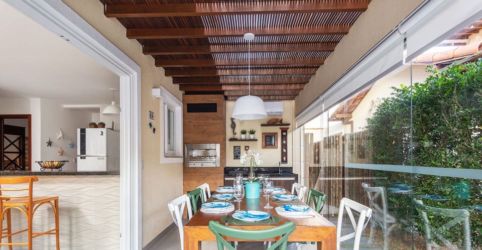 Deluxe House, 3 Bedrooms, Air conditioning, Poolside | Dining