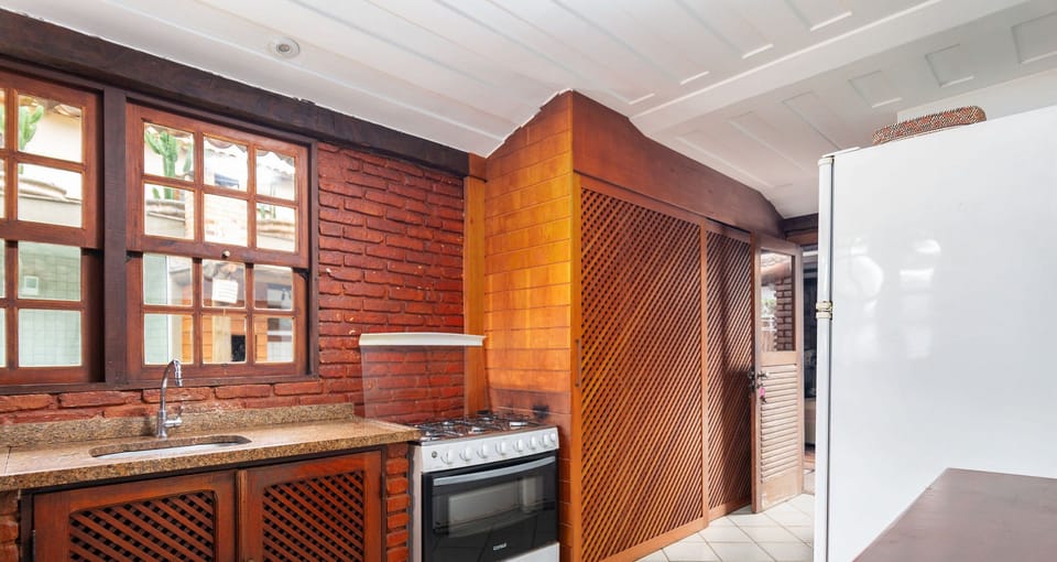 Villa | Private kitchen | Fridge, microwave, oven, stovetop