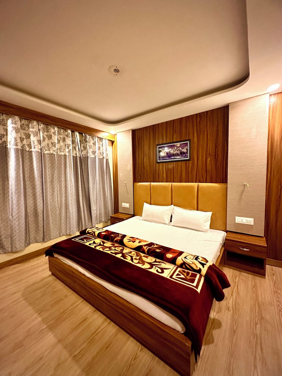 Deluxe Single Room, Hill View | Free WiFi