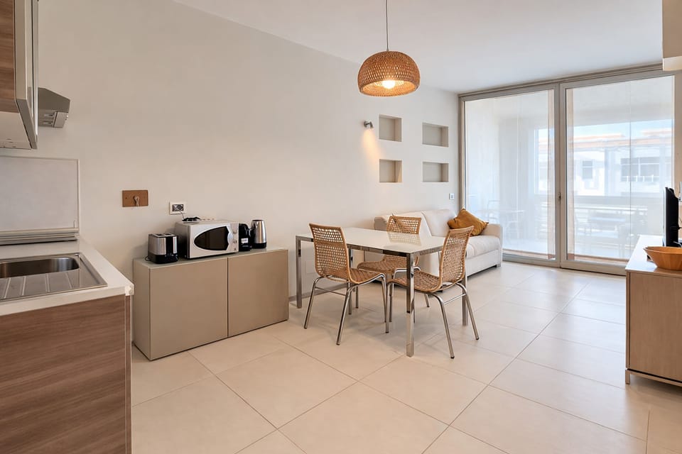 House, Smoking | 1 bedroom, soundproofing