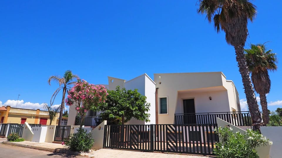 House, Smoking | 2 bedrooms